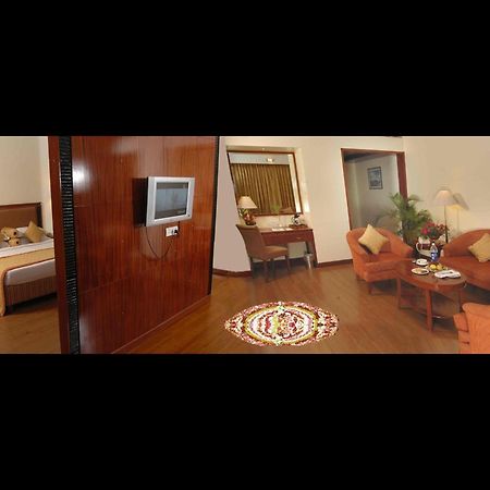 Royal Court Ξενοδοχείο Madurai Δωμάτιο φωτογραφία