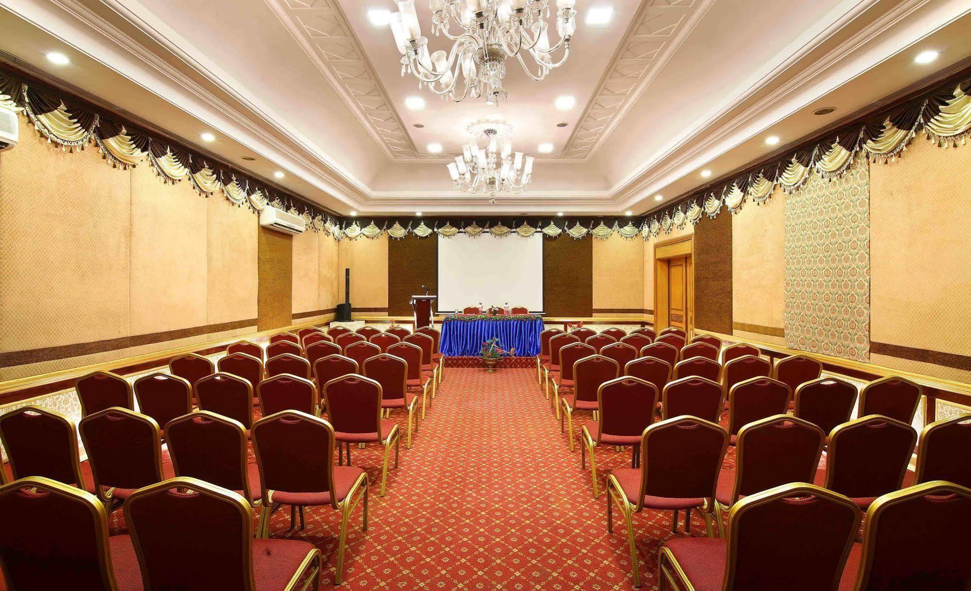 Royal Court Ξενοδοχείο Madurai Εξωτερικό φωτογραφία