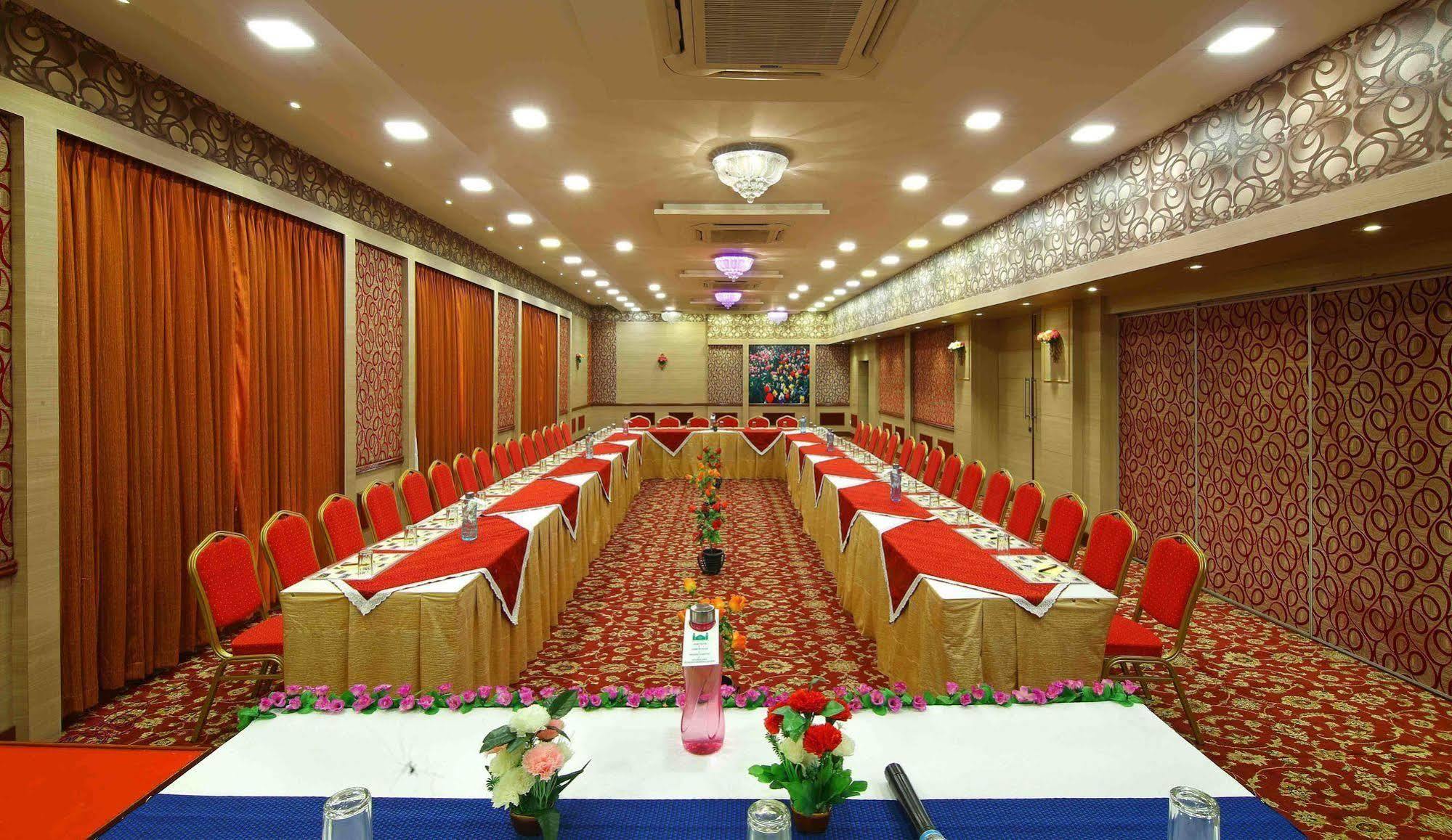 Royal Court Ξενοδοχείο Madurai Εξωτερικό φωτογραφία