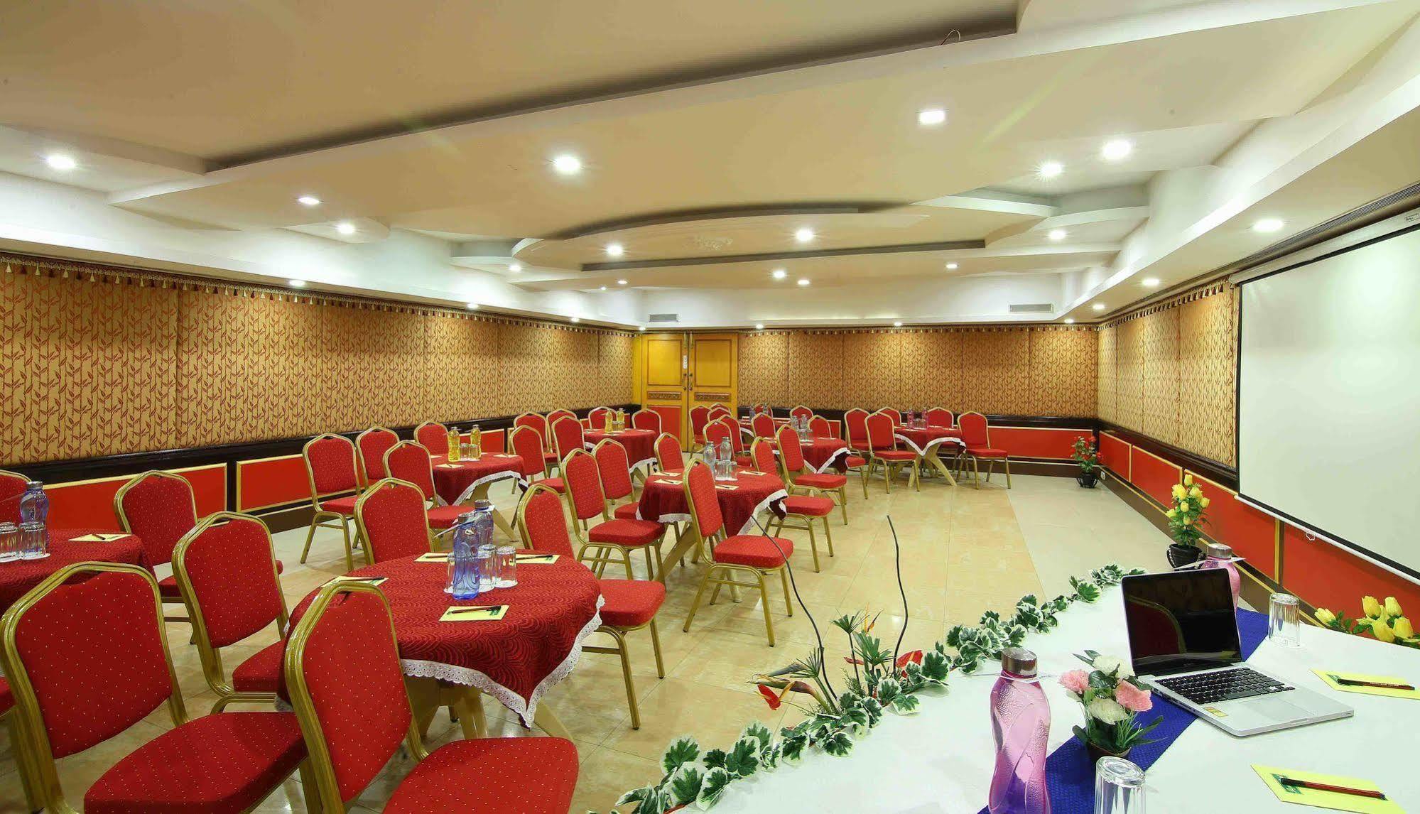 Royal Court Ξενοδοχείο Madurai Εξωτερικό φωτογραφία