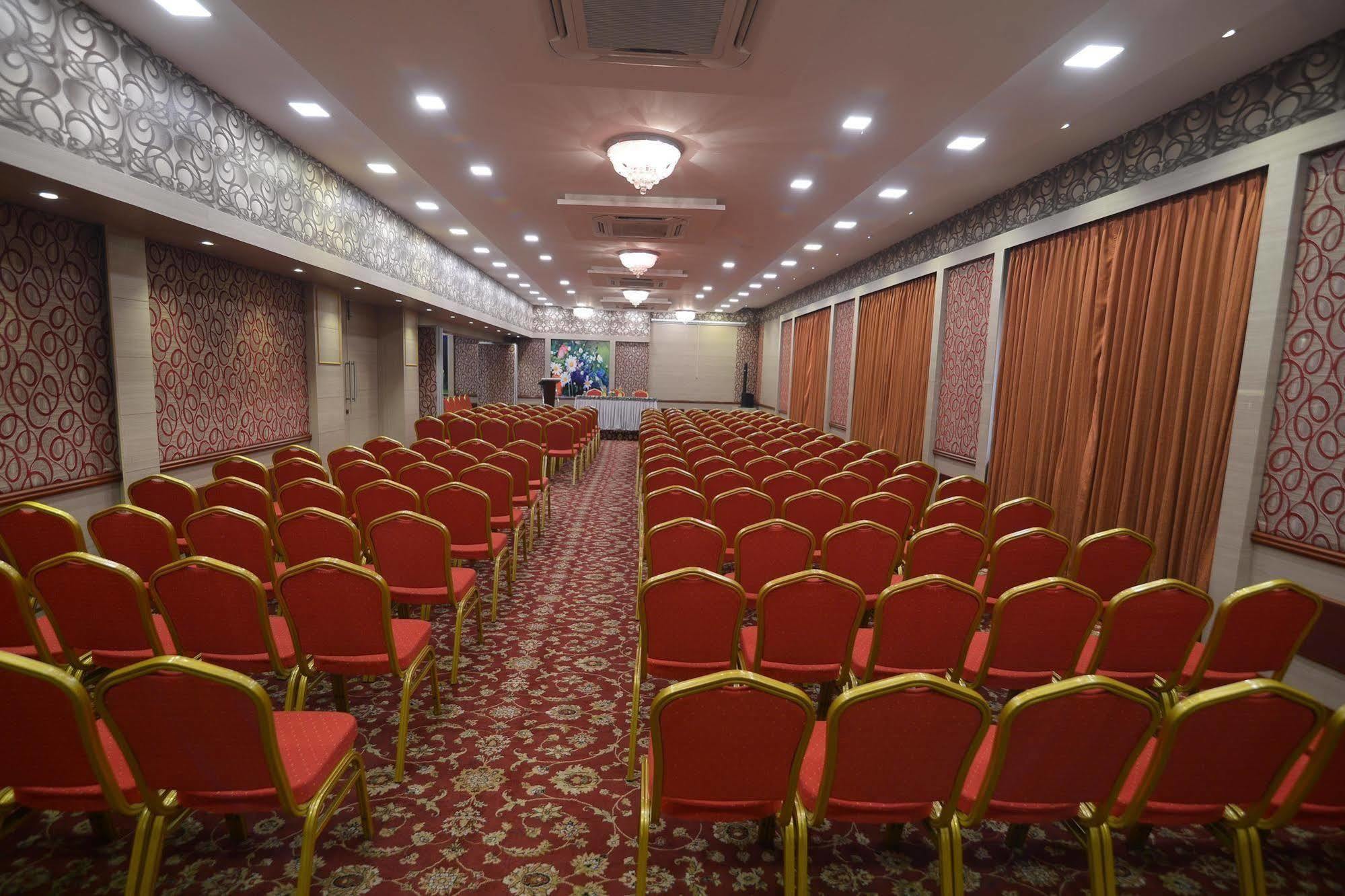 Royal Court Ξενοδοχείο Madurai Εξωτερικό φωτογραφία